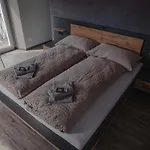 Stalder Meat & Bed Bed and Breakfast